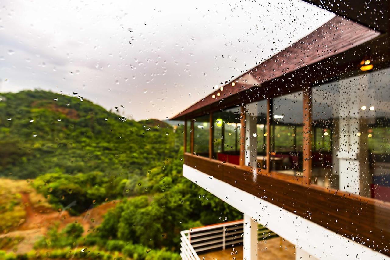 Zostel Vagamon Hostel Luaran gambar